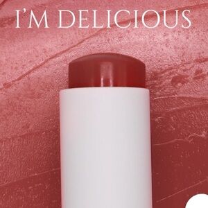 Just Ximena The 3-in-1 stick